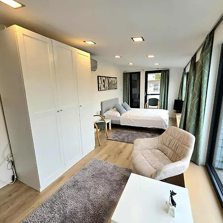 Deakkut Apartment *